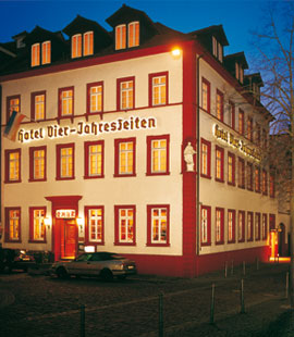 [Hotel 4-jahreszeiten Photo]